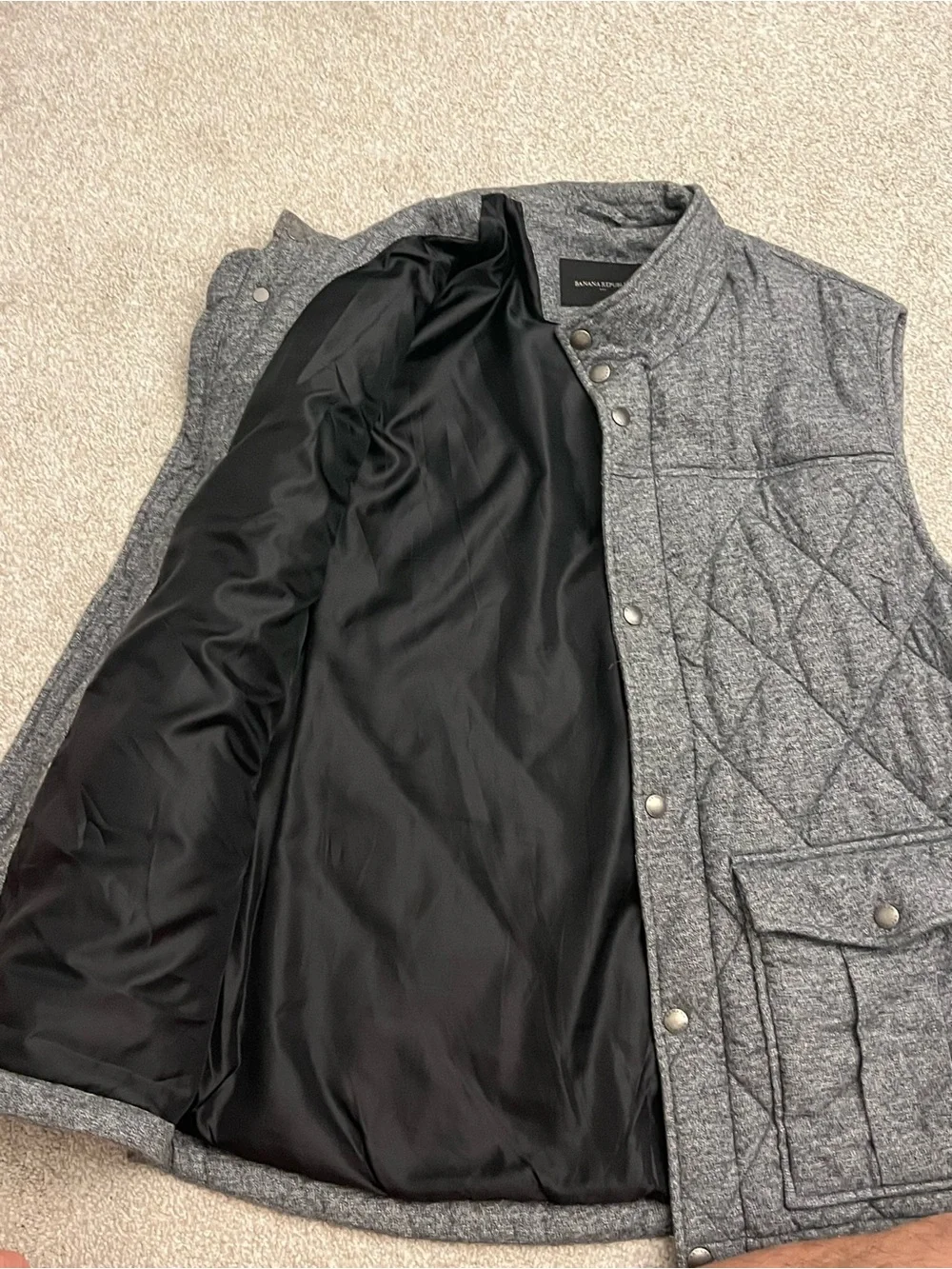 Banana Republic Quilted Vest - Charcoal Gray men size large